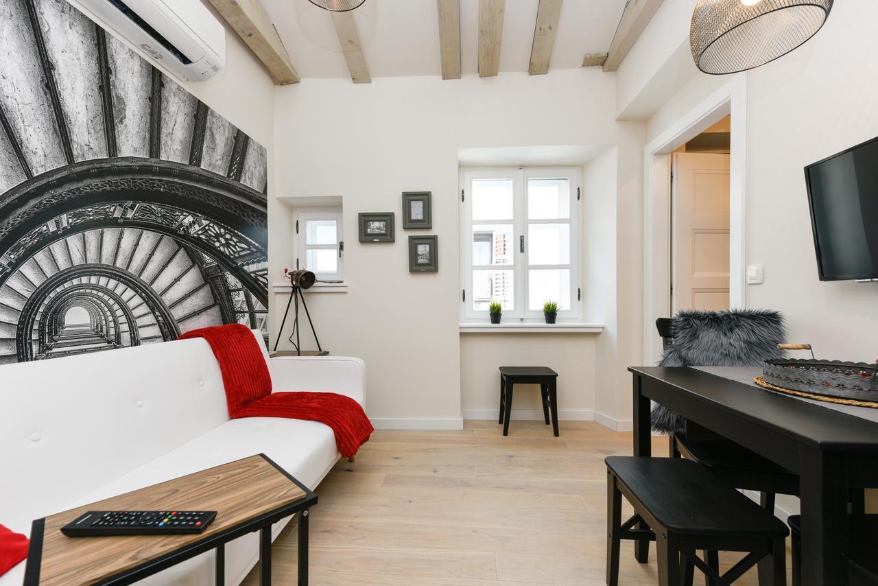 Apartments Santa Lucia Exclusive 扎达尔 外观 照片