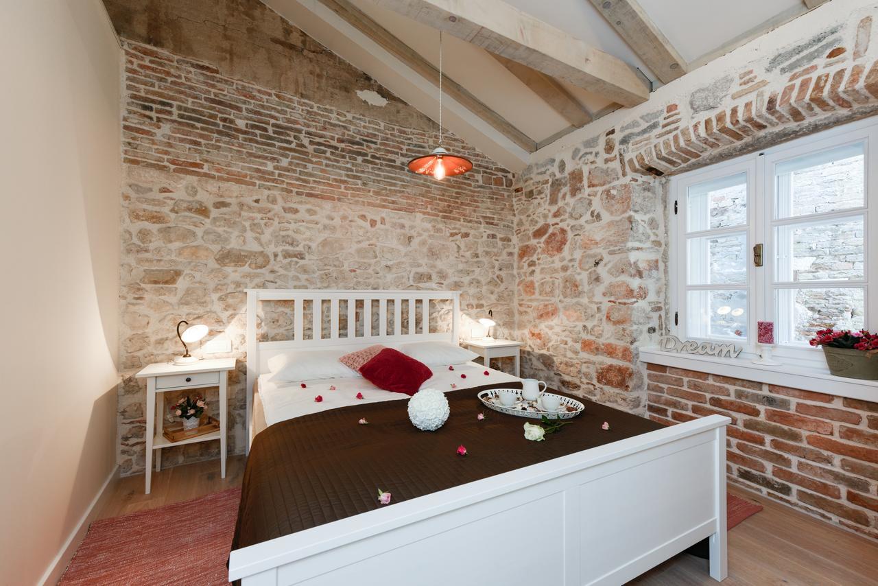 Apartments Santa Lucia Exclusive 扎达尔 外观 照片